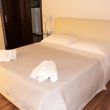 Apartamento Casanova Alba  Exterior foto